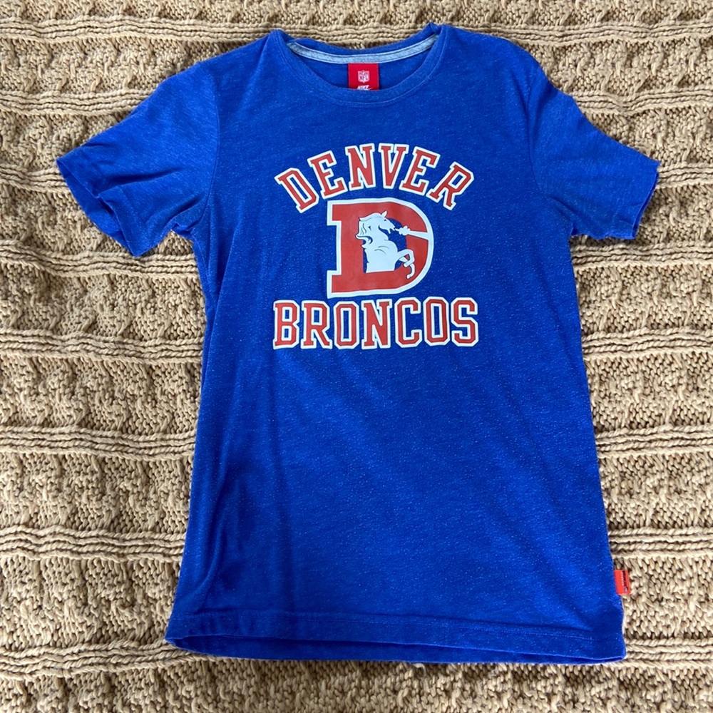 Denver Broncos tshirt